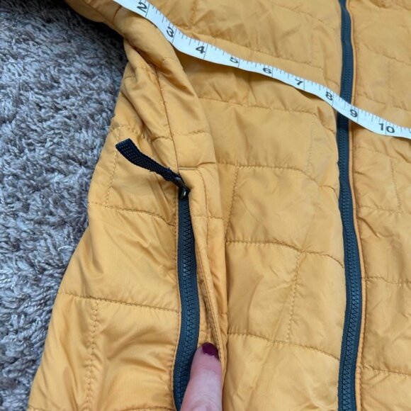 Patagonia Kids' Lightweight Packable Puffer Jacket Yellow Size 12 K's large - Picture 7 of 10